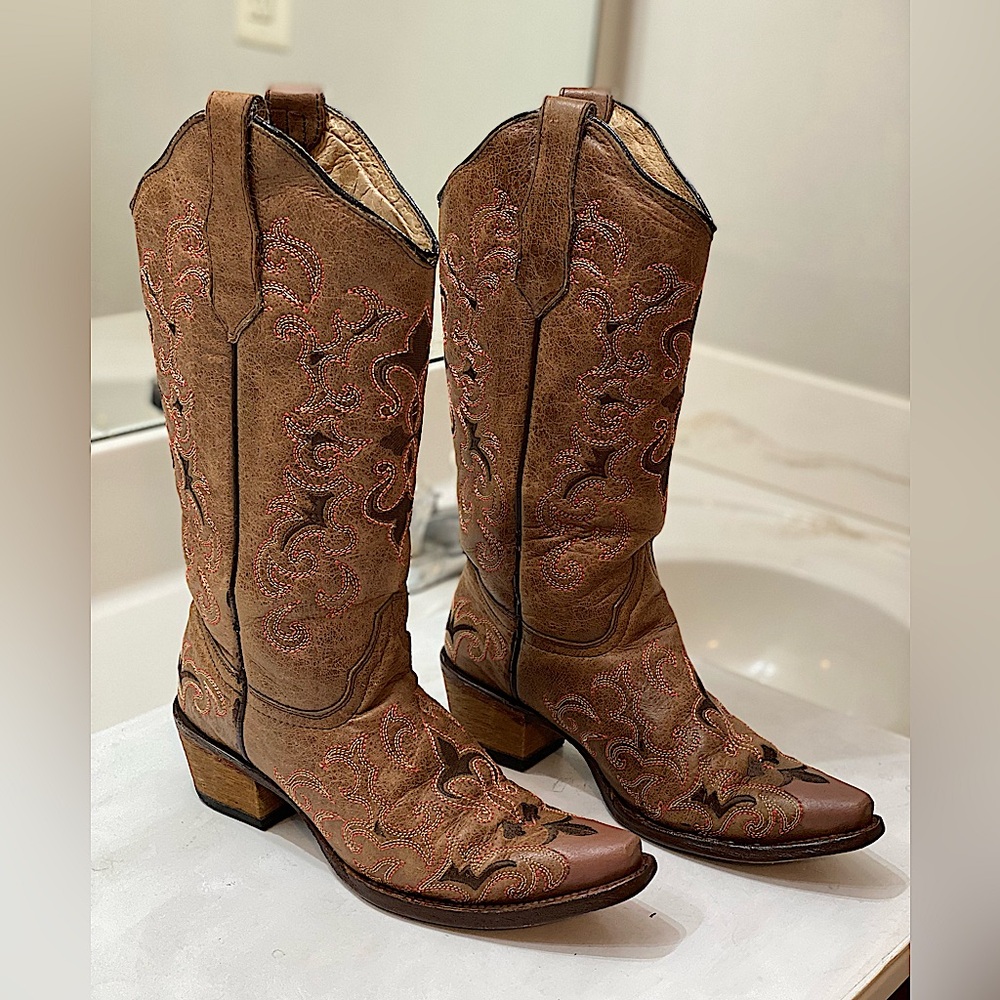 Circle G Brown Embroidered Heeled Boots